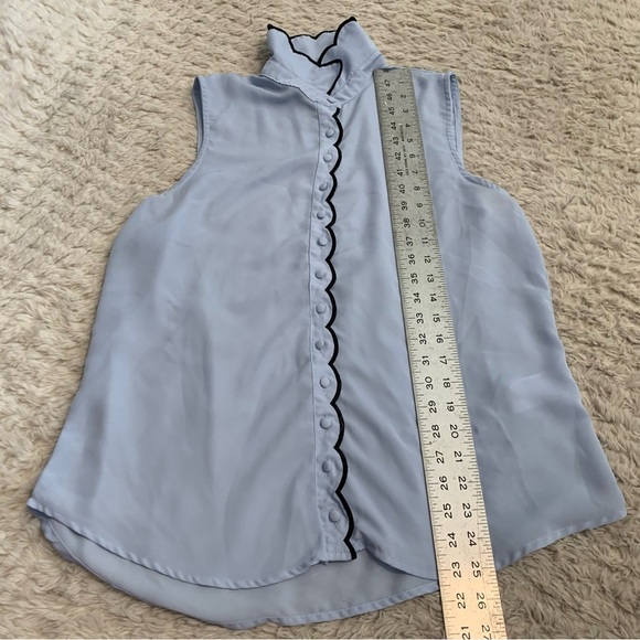 LAUNDRY BY SHELLI SEGAL Sleeveless Scalloped Blouse Women's Medium Blue Top - Picture 7 of 9